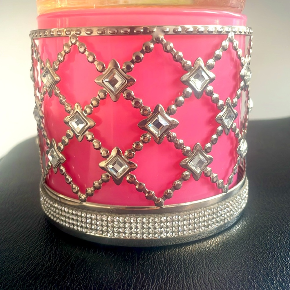 Bath Body Works Pink Rhinestone Lattice Metal 3 Wick Candle Holder Sleeve Glam - Picture 5 of 9
